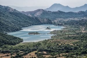 Vista totale lago di Gallo