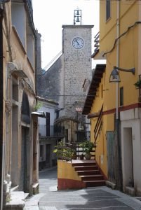 torre con orologio fontegreca
